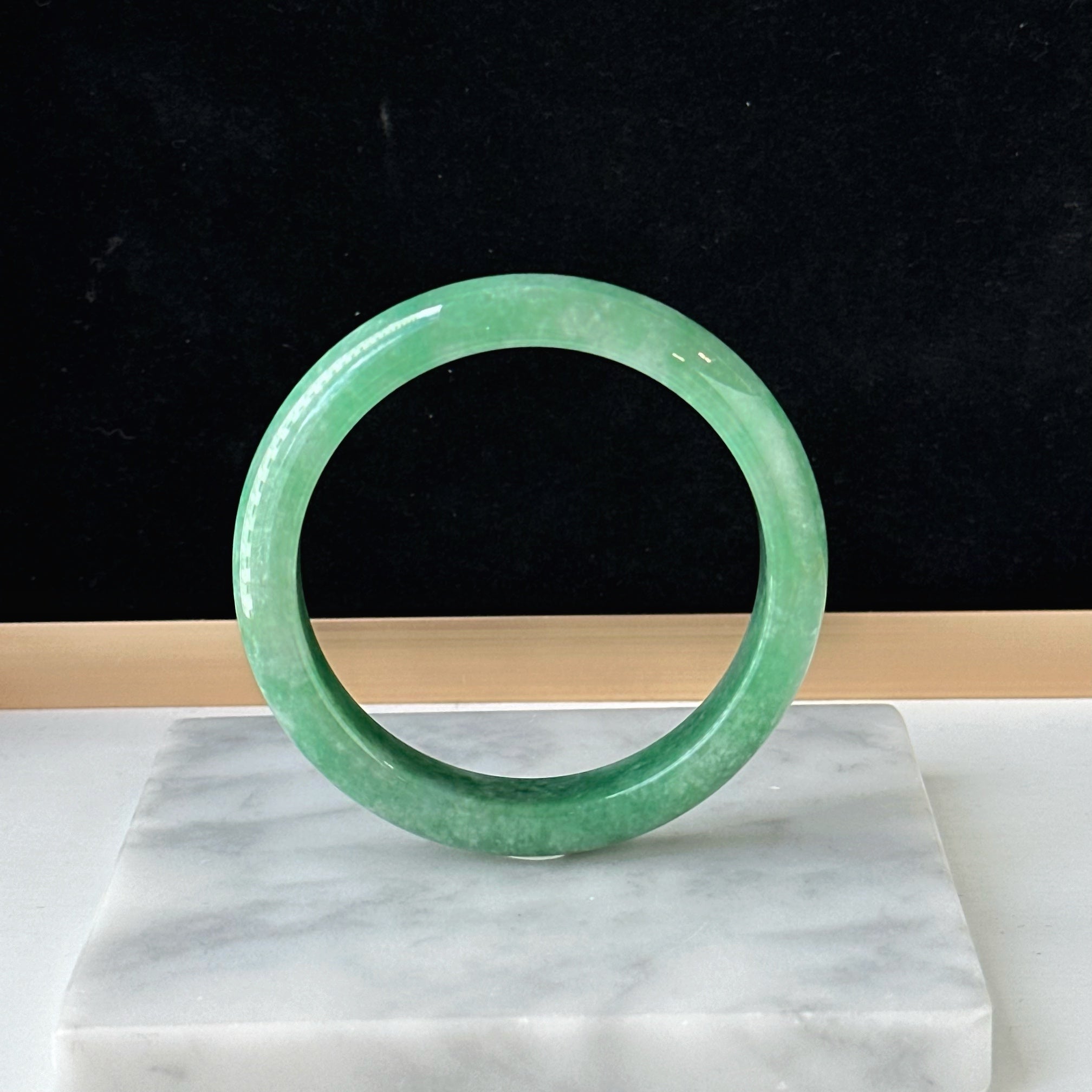 Beautiful 2024 Jade Bangle 59mm (2.323