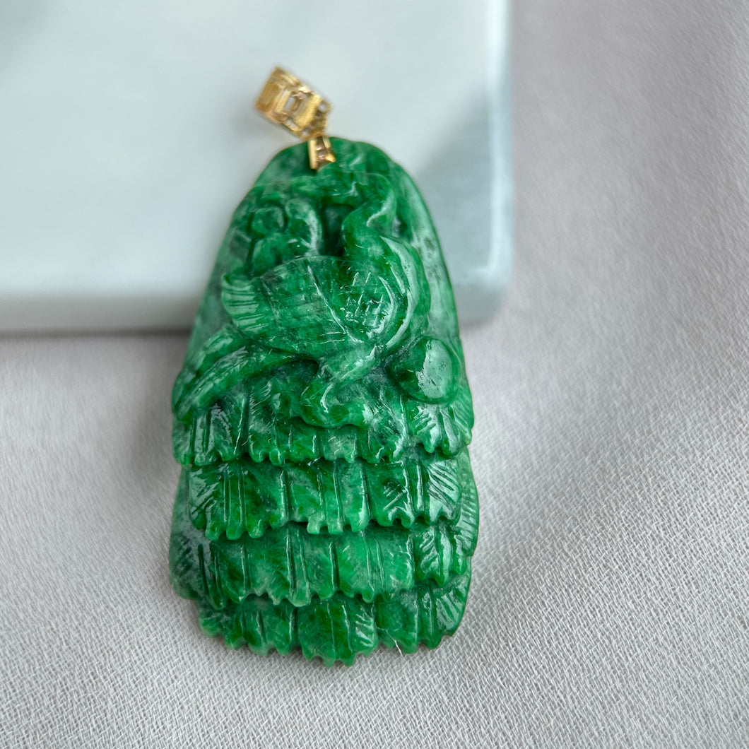 11788 Bright Green Peacock Jade Pendant