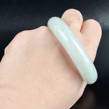 Load image into Gallery viewer, M3657 57.2mm  Light Green Jadeite Bangle
