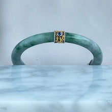 Load image into Gallery viewer, 70353 54.5mm Chantilly Lace Series Slim Cut Green with Blue Sapphire Rounded Jadeite Bangle
