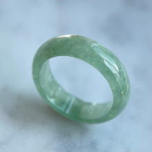 Load image into Gallery viewer, 62338 Light Green Type A Jadeite Ring
