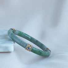 Load image into Gallery viewer, 70353 54.5mm Chantilly Lace Series Slim Cut Green with Blue Sapphire Rounded Jadeite Bangle
